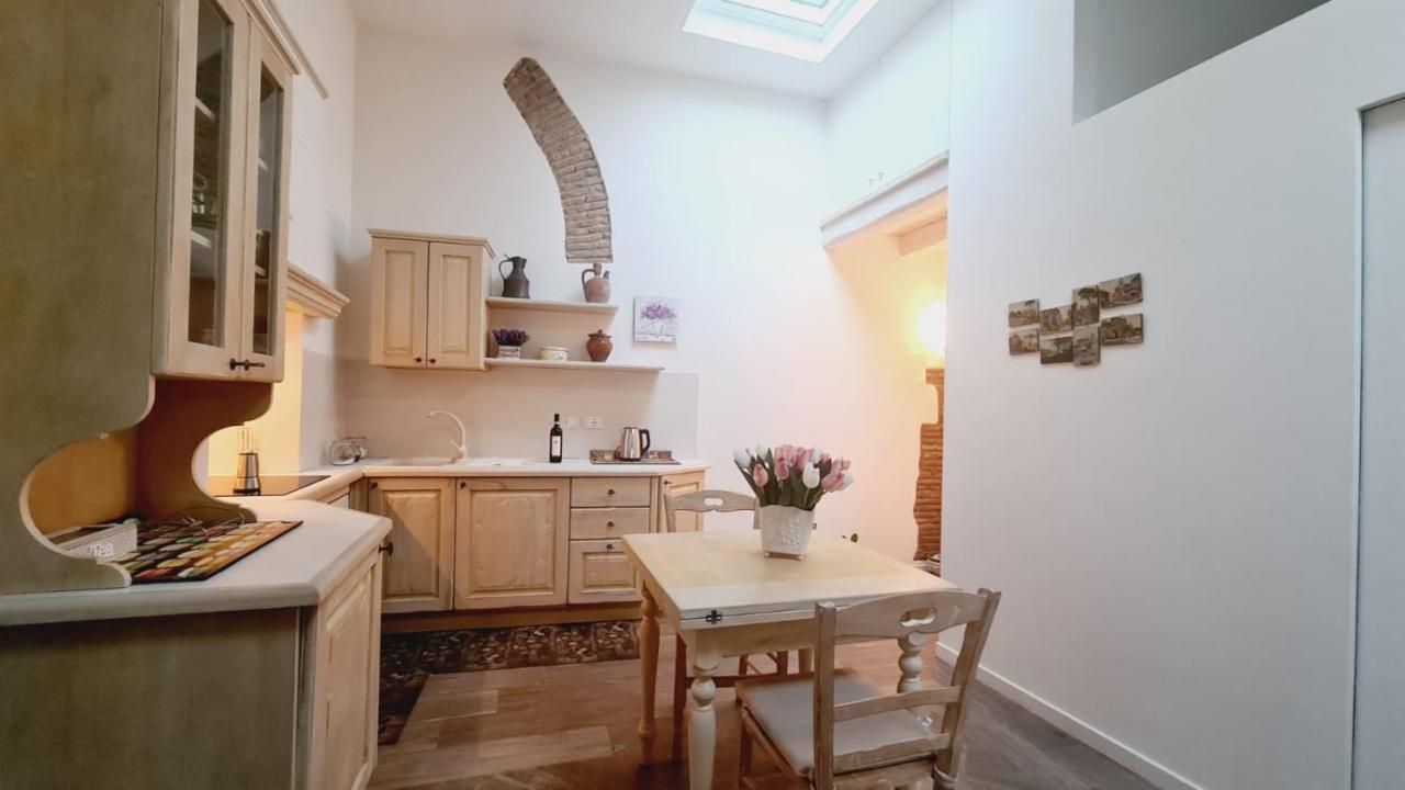 Trastevere Rome'S Heart Charming & Cozy Appartment 2 ภายนอก รูปภาพ